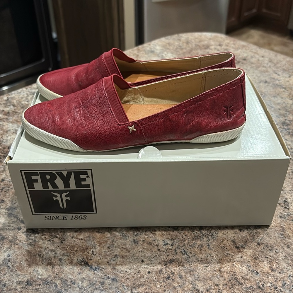 Frye Mela is Slip On Burnt Red Leather Slip-On Loafers. Size 5.5 ❤️‍🔥